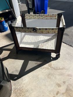 Graco playpen