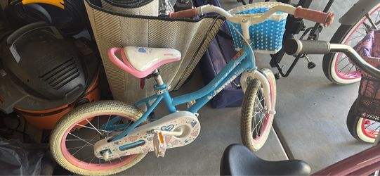 Girls bike