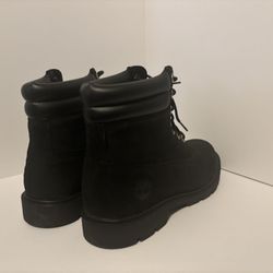 Black Timberlands  9.5