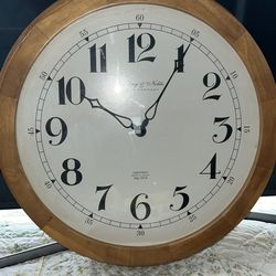 LARGE 19” ROUND STERLING & NOBLE WOOD WALL CLOCK