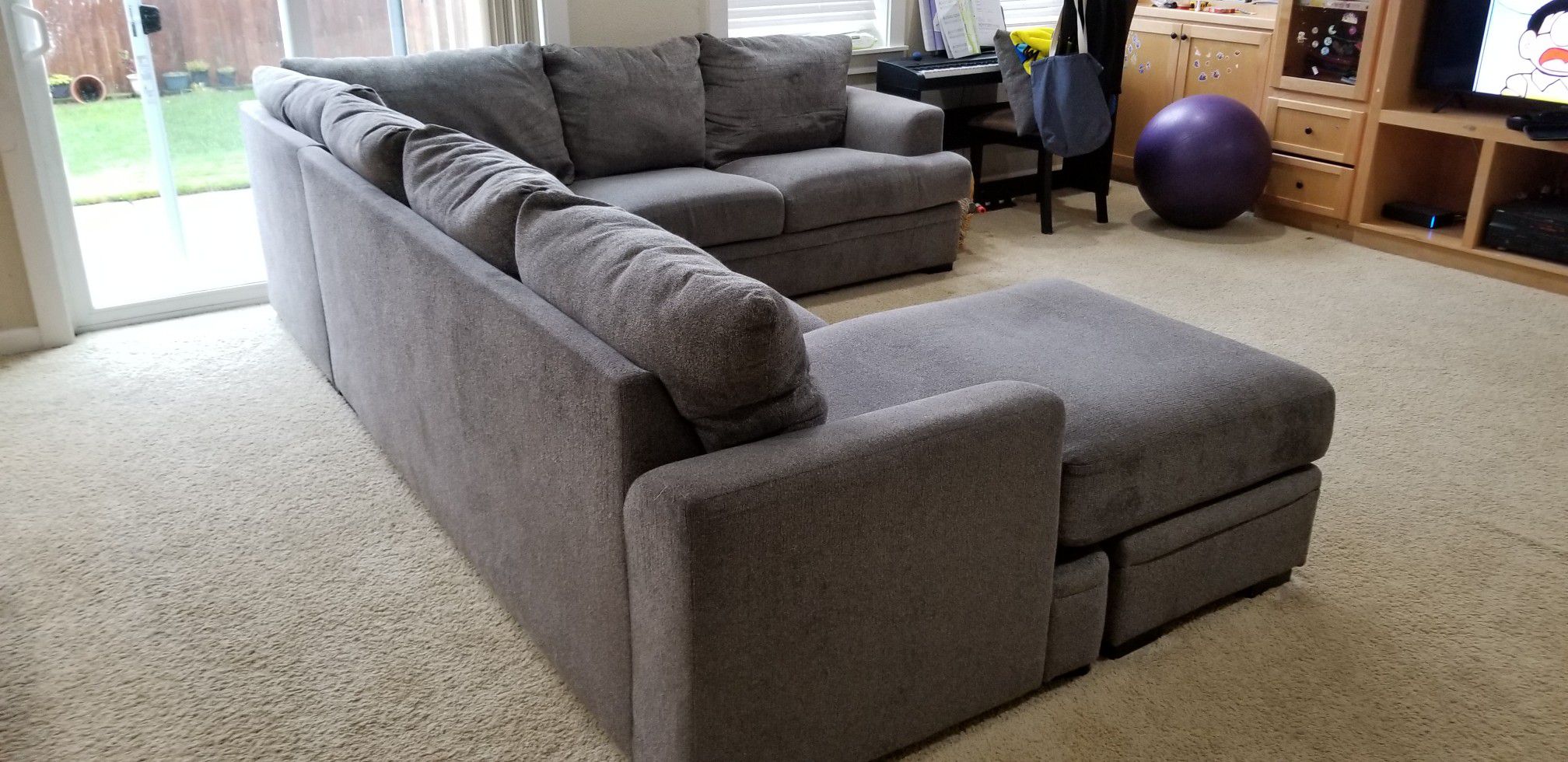 3-PC sectional - pending