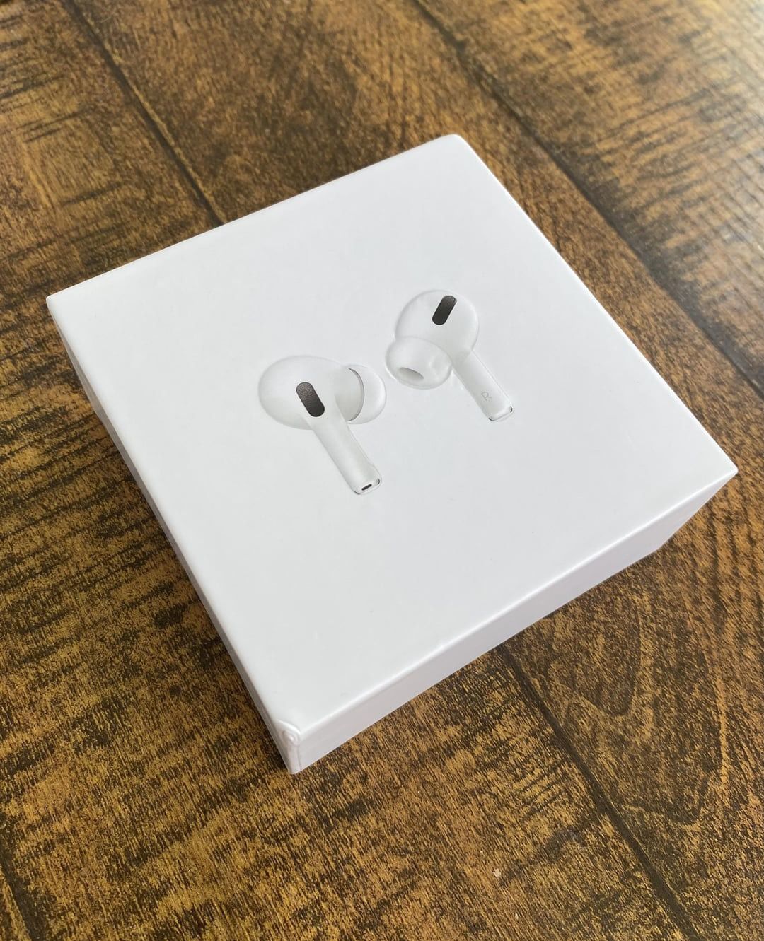 Wires Headphones With Noise Control
