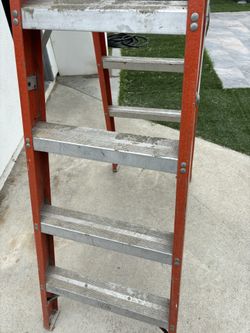 6 Foot Double Sided Ladder
