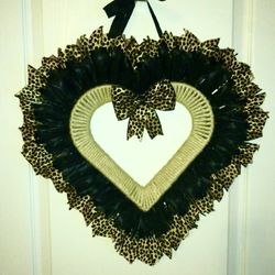 Black Leopard Heart Wreath