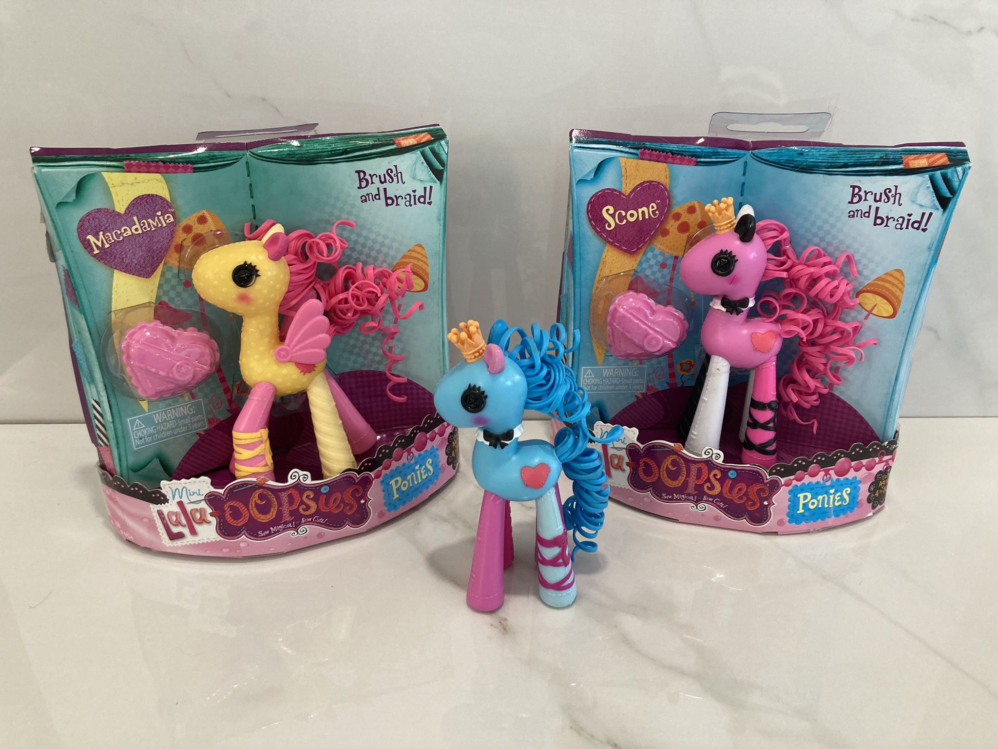 LalaOopsies Mini Ponies