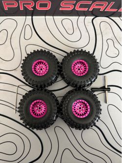 1.0 Beadlock Wheels Rim&Tires for 1/18 TRX4M,1/24 SCX24 RC Crawler Pink 4PCS