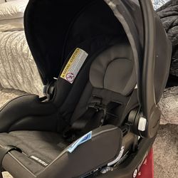 New Barely Used Graco Car Seat