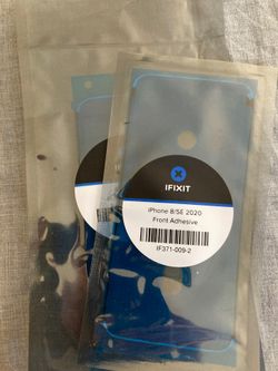 iFixit iPhone 8/SE front display adhesive gasket (set of 2)
