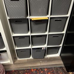 12 Cube Storage With Baskets 