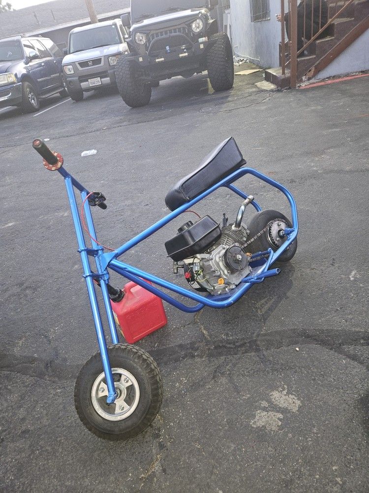 Mini Bike 212cc Predator Like New No Bs No Cash No Drive.....