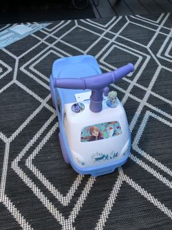 Frozen Riding Toy
