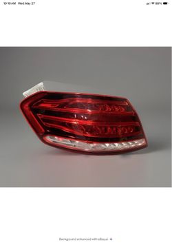 2014 2015 2016 MERCEDES E CLASS E350 E400 SEDAN LEFT TAIL LIGHT OEM USED