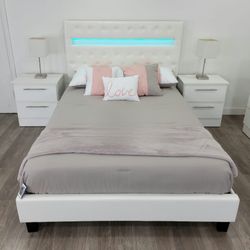 WHITE BEDROOM SET 