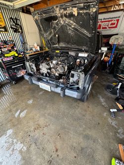 Jeep 4.0 engine and trans