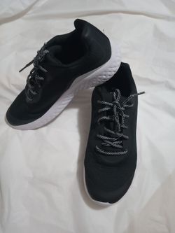 Athletic works  women's  joggers sneakers (size 9.5)