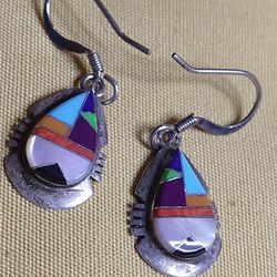 A INLAY PAIR OF TURQUOISE, CORAL, MOTHER OF PEARL, BLACK ONYX STERLING EARRINGS MADE IN npAMERICA. 99.9 STERLING *NOT*- 925 STERLING SILVER. 99.9 !/ 