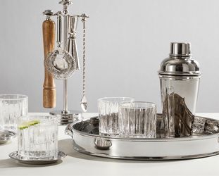 Pottery Barn Harrison Cocktail Shaker - Stainless Steel - 23.5 oz - Missing Cap