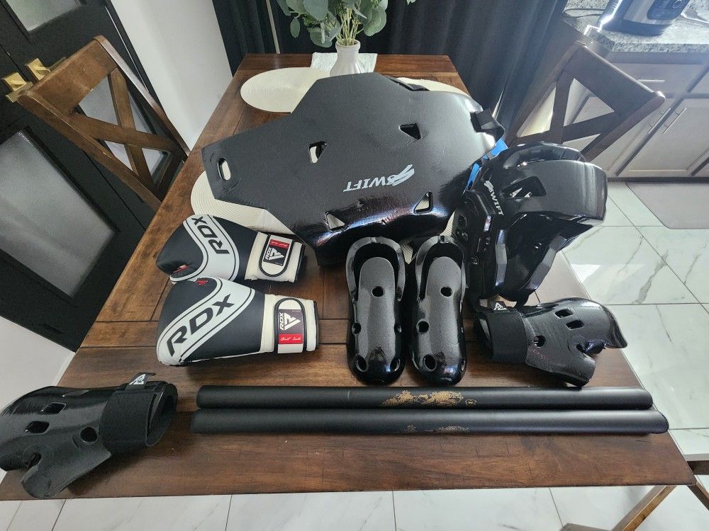 Karate / Taekwondo Kids Gear