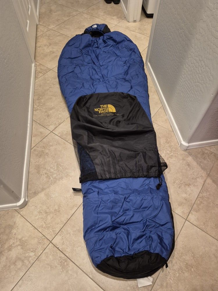 Like New THE NORTH FACE Adult Down Comforter Sleeping Bag