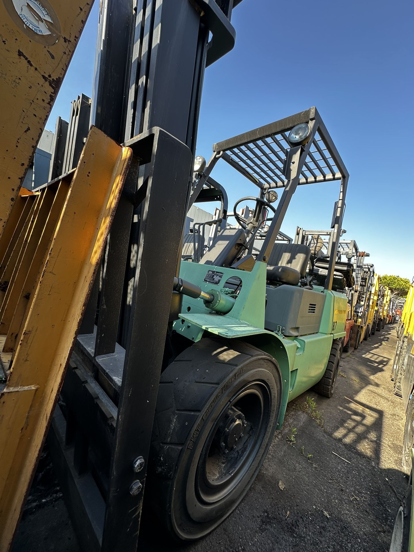 Mitsubishi Forklift, 7000 Lbs Capacity