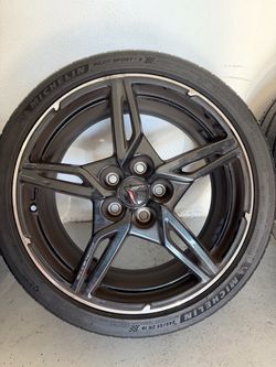 C8 Corvette tires and wheels