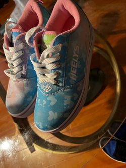 Heelys Girls Pastel Rainbow Cloud Print Roller Skate Shoes Sneakers 4Y