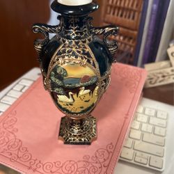 Swan vintage face