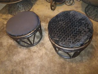 For Pair of Foot rests with cusions
