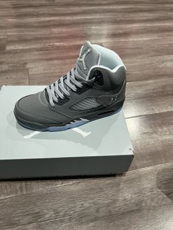 Jordan 5 men size 7, 8, 8.5, 9, 9.5, 10, 10.5, 13