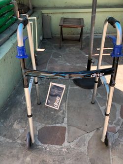 Drive Adjustable Deluxe Walker