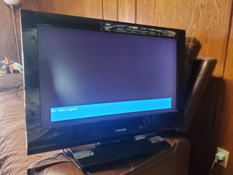 Toshiba 26 inch television TV