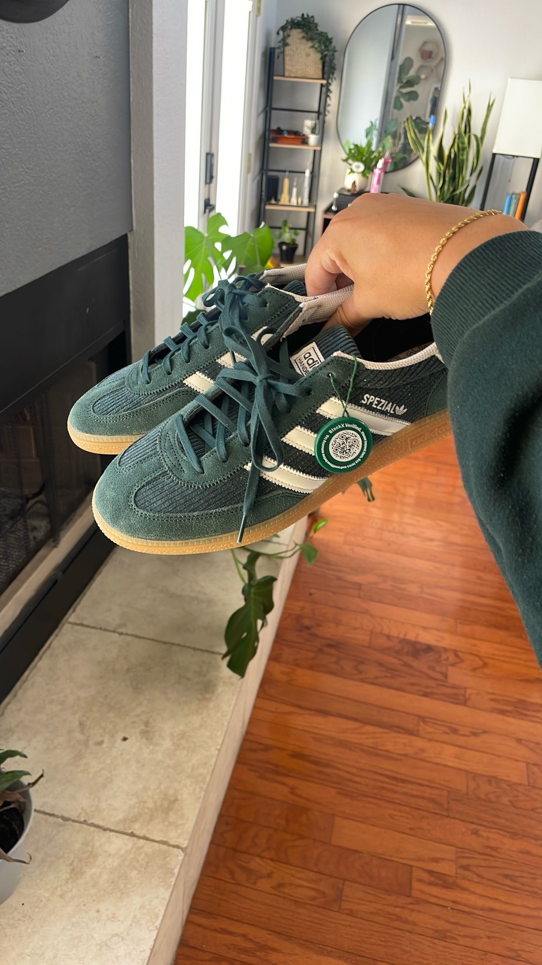 adidas Handball Spezial Mineral Green (Wmns 12/Mens 11)