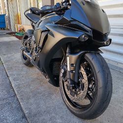 2018 GMC Denali 4x4 Dually Duramax Diesels For Sale Like New