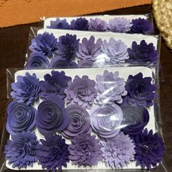 15pk Purple Rolled Paper Flower Mix