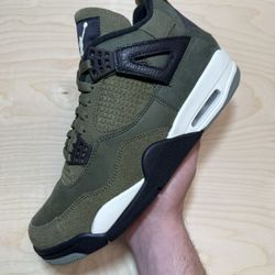 Jordan 4 Craft Olive Size 9Men VNDS Worn Once Super Clean Condition 9.7/10