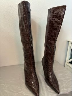 Brown Alligator Boots Size 9
