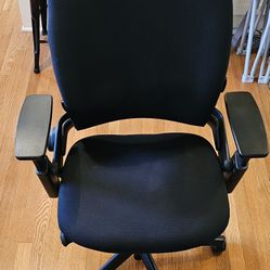 STEELCASE LEAP CHAIR V2
