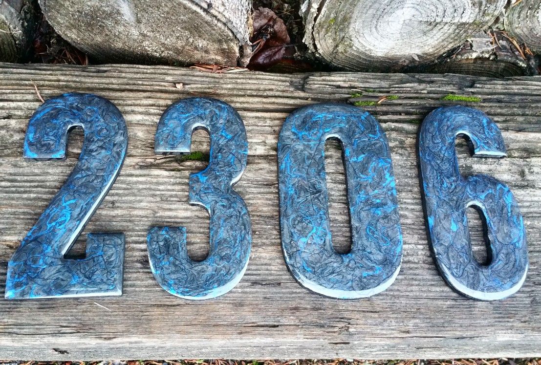 House numbers, addresses, signs 