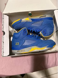 Jordan 5 Laney sz11
