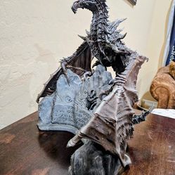 Elder Scrolls V Skyrim Collector Edition Alduin Dragon Statue
