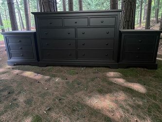 Huge Hamilton Dresser & Nightstands 3pc Bedroom Set Solid Wood Black Satin New