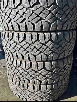 275/65/18 Goodyear set de llantas usadas en buenas condiciones las 4