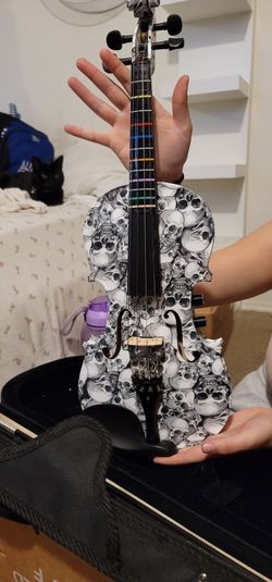 Skull Violin