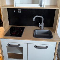 IKEA Duktig Kids Play Kitchen 
