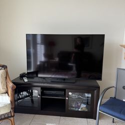 Flat screen tv 48”