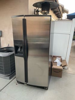 Stainless Steel Side-by-Side Refrigerator with Ice Dispenser