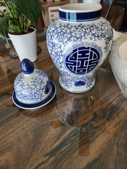 Oriental Bombay Ginger Jar