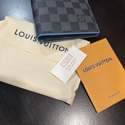 Men’s Louis Vuitton Wallet 