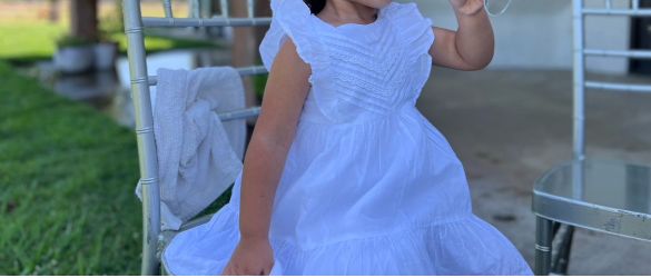 2T Toddler Girl’s Oshkosh white dress