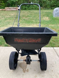 Red Devil Lawn Spreader